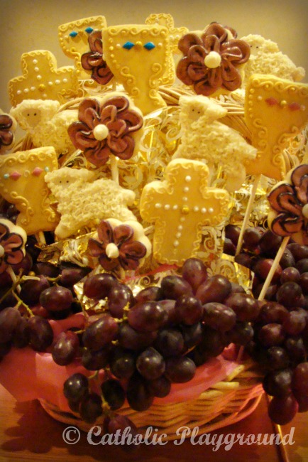 first communion cookie basket