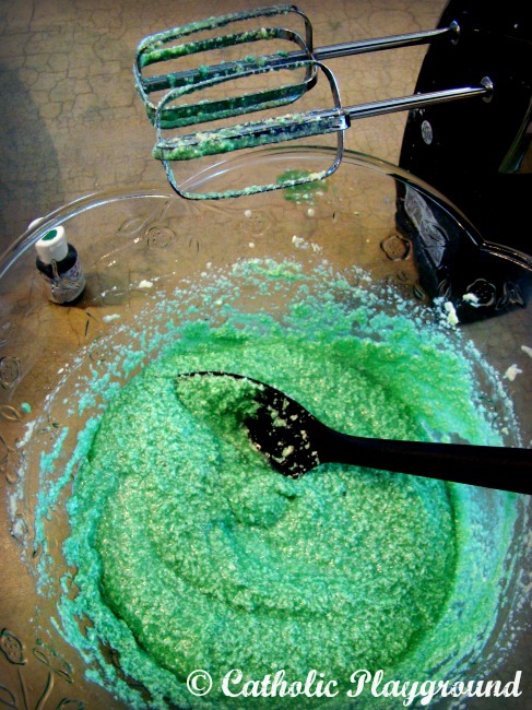 saint patrick's day pound cake