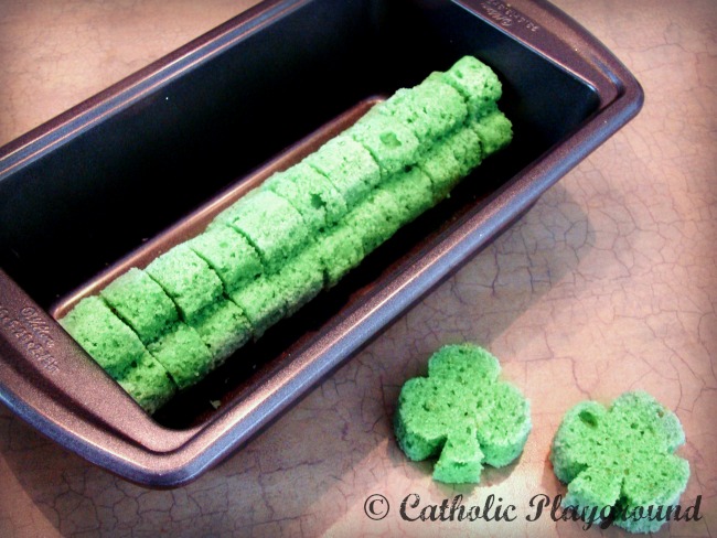 saint patrick's day pound cake