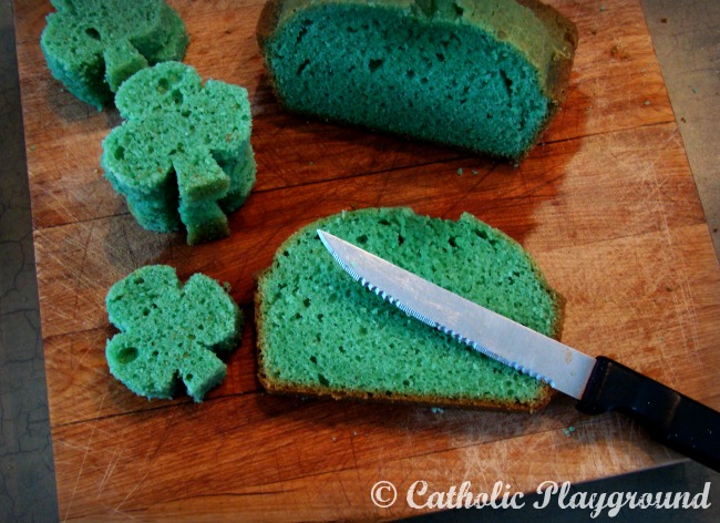 saint patrick's day pound cake