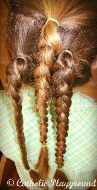 st patrick's day shamrock braid hairstyle